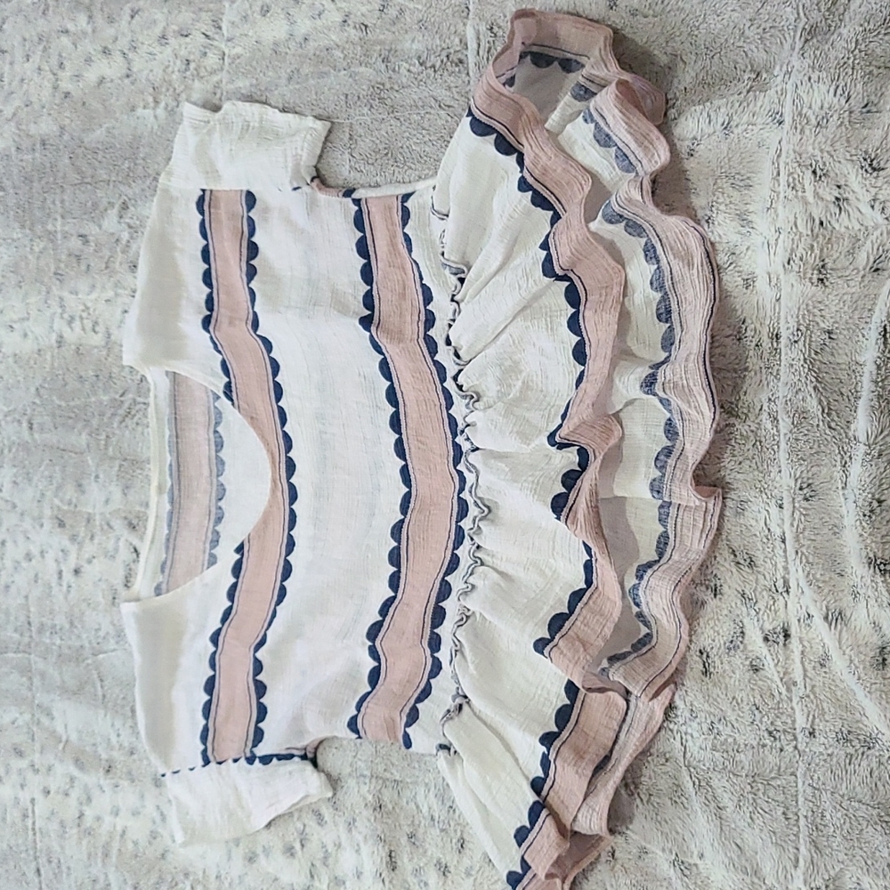 Blouse. Size medium.
